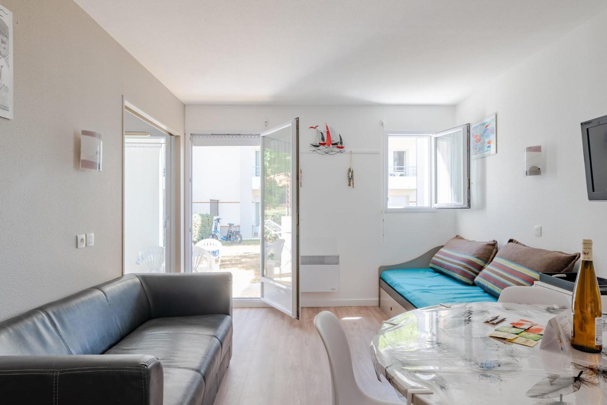 Bel Dans Avec Piscine Appartement