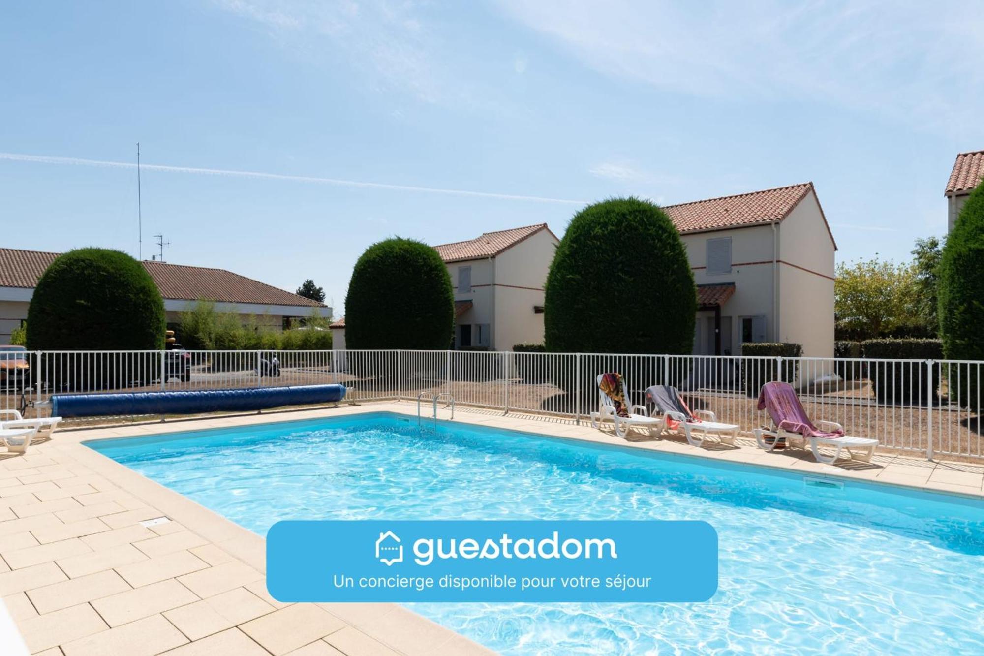 Appartement Bel Dans Avec Piscine
